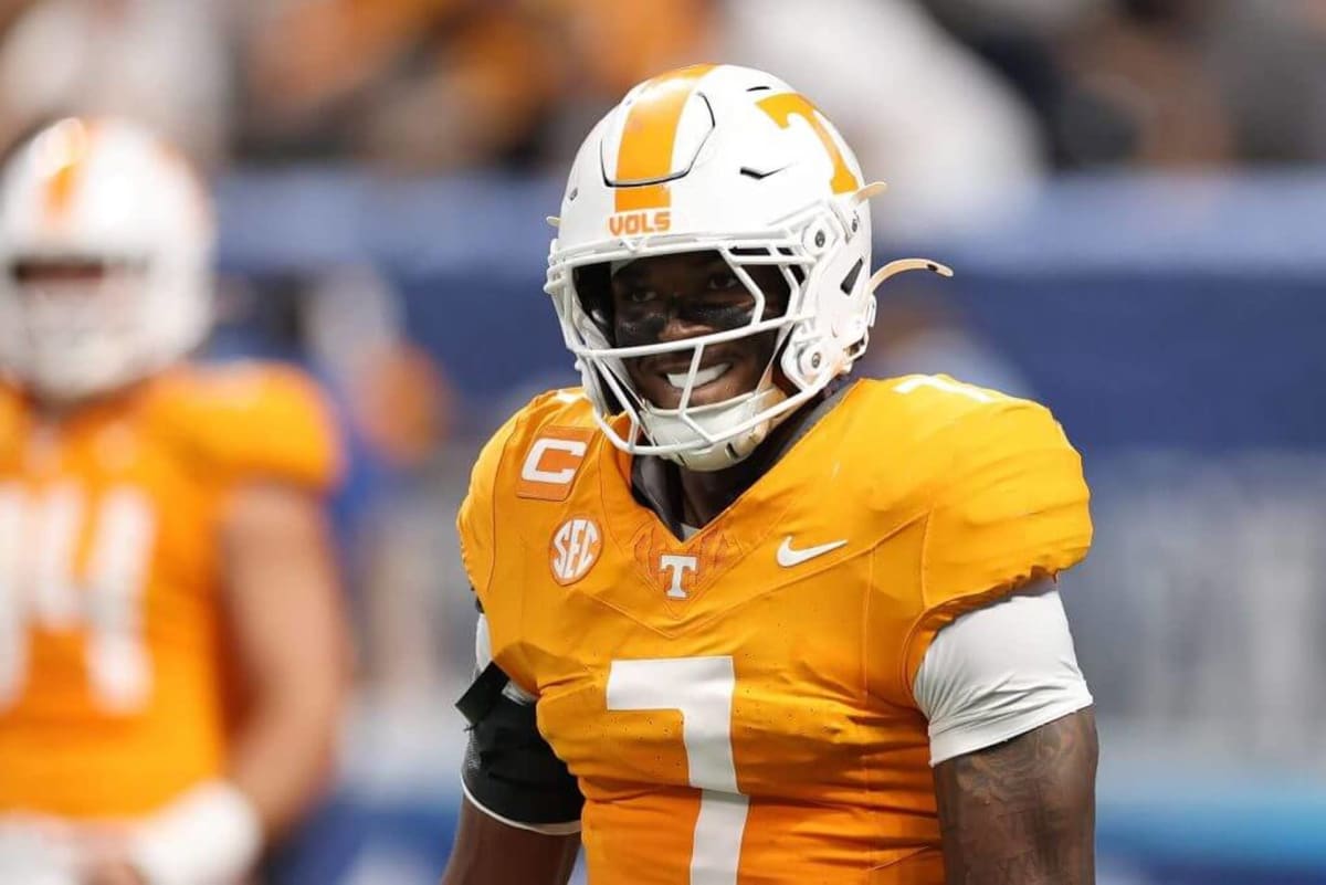 Tennessee Player Pledges $427 Per Tackle to Cancer Charity - Image 2