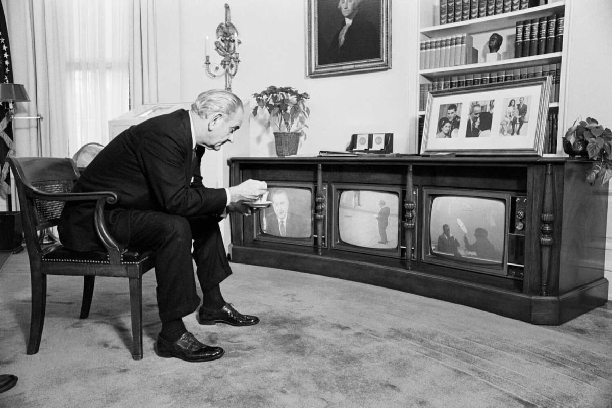 NASA's Artemis II Returns Humans to Moon After 53 Years - Image 4