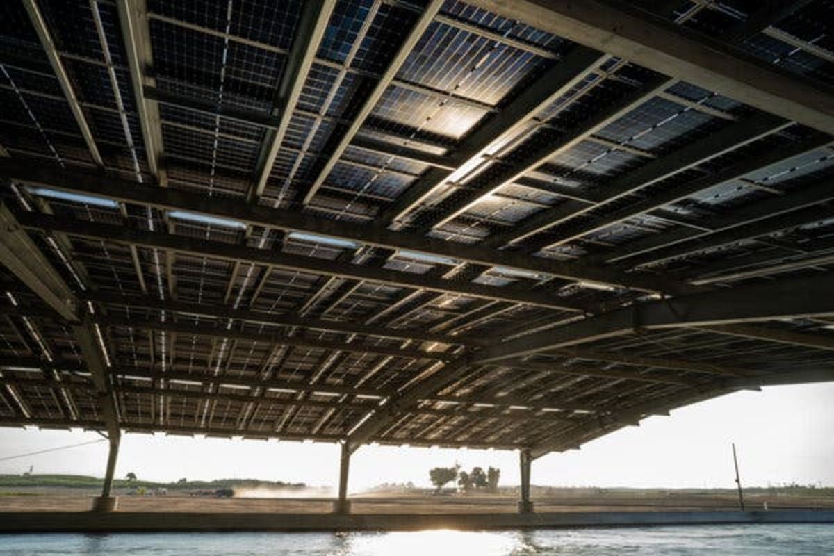 California Tests Solar Canals to Save Water and Power Farms - Image 2