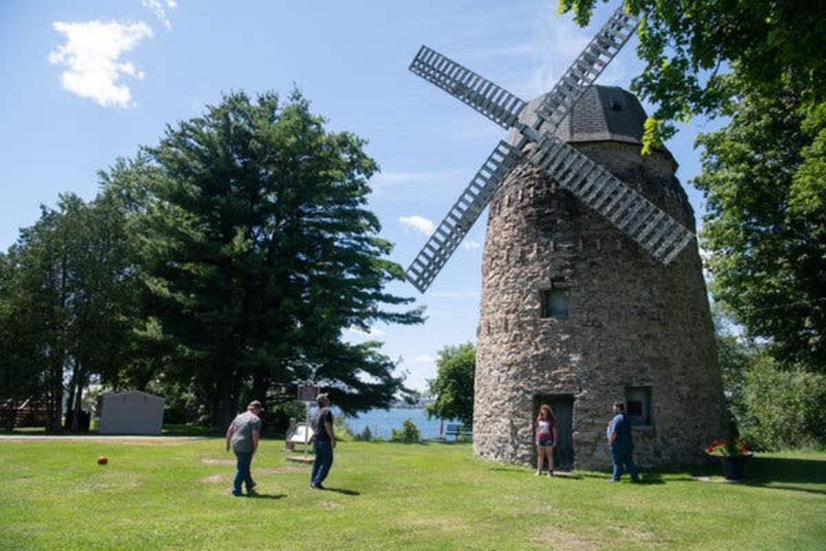New York Family Holds 100th Annual Reunion After a Century - Image 4