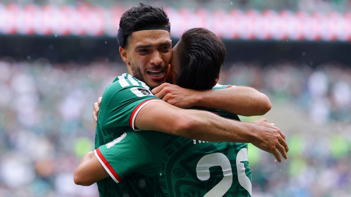 Raúl Jiménez Scores First World Cup Goal After Skull Injury