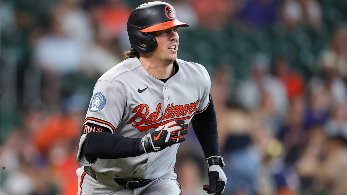 Red Sox Star Rutschman Uses Injury Time to Bond with Team