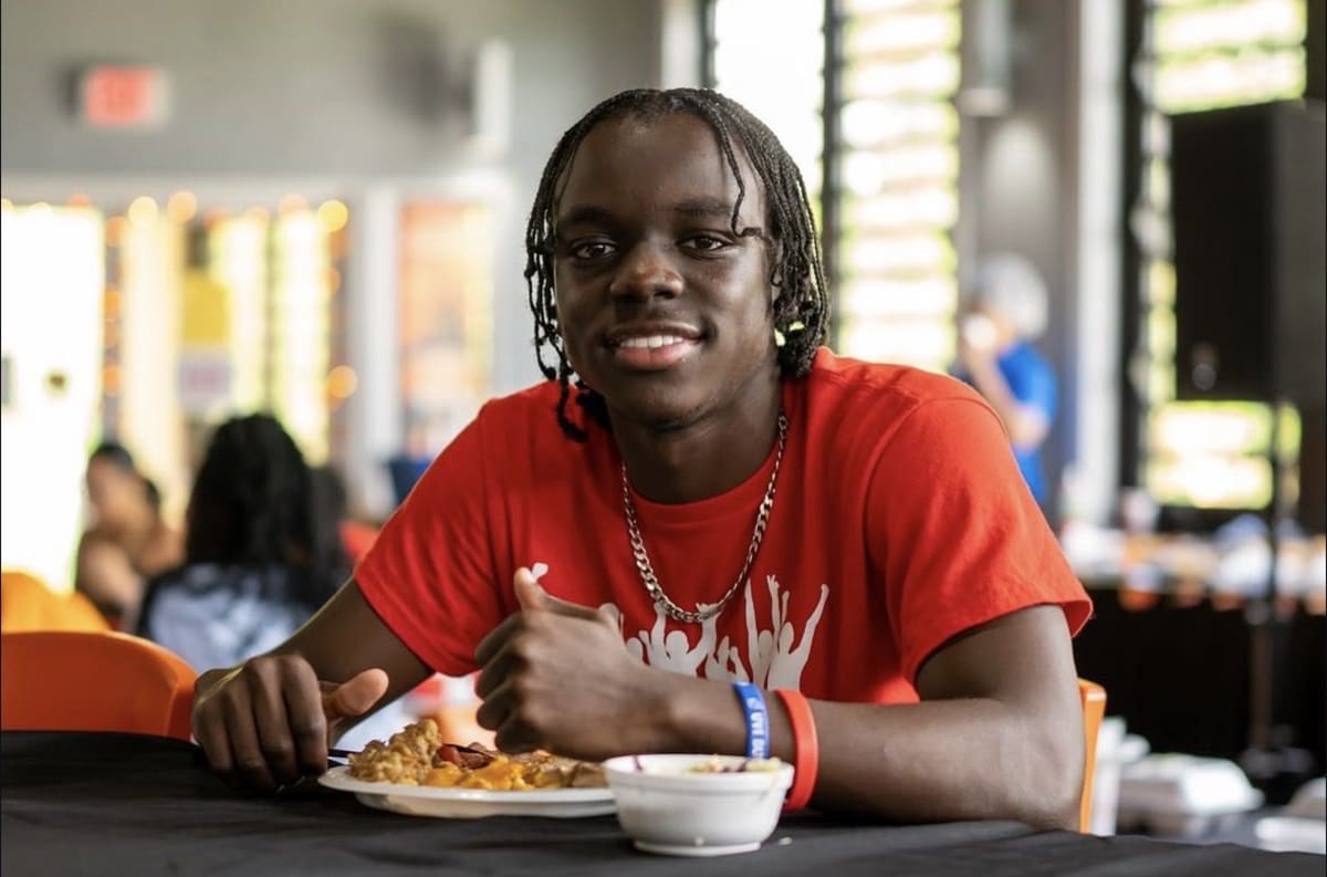 Two Students Find Confidence at UVI Before Graduation - Image 3