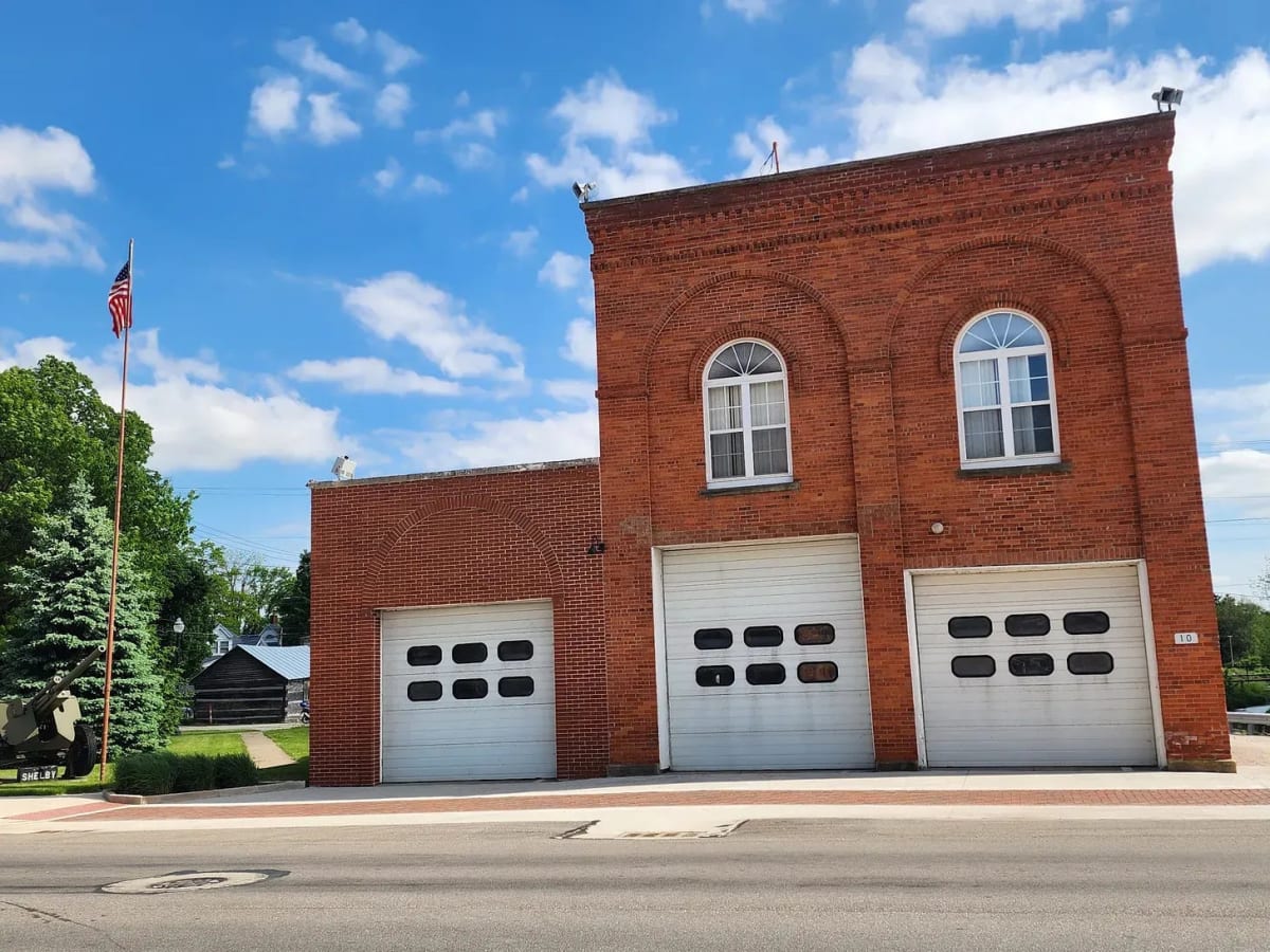 Shelby Electricians Save Museum $1,000s in Volunteer Work - Image 5