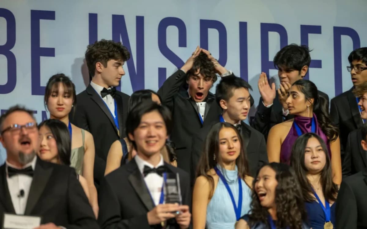 Teen Discovers 1.5M Space Objects With His Own AI - Image 4