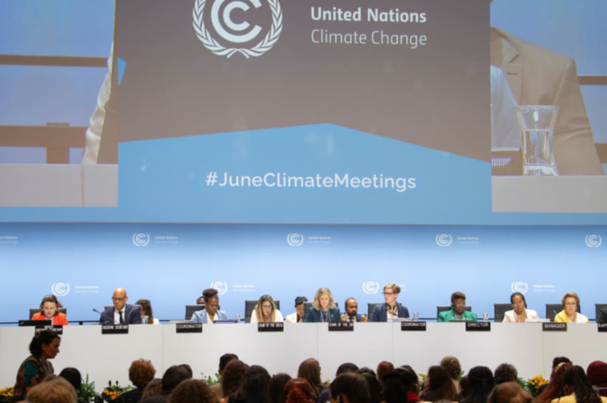Companies Save $94B While Cutting Emissions Since 2024 - Image 5