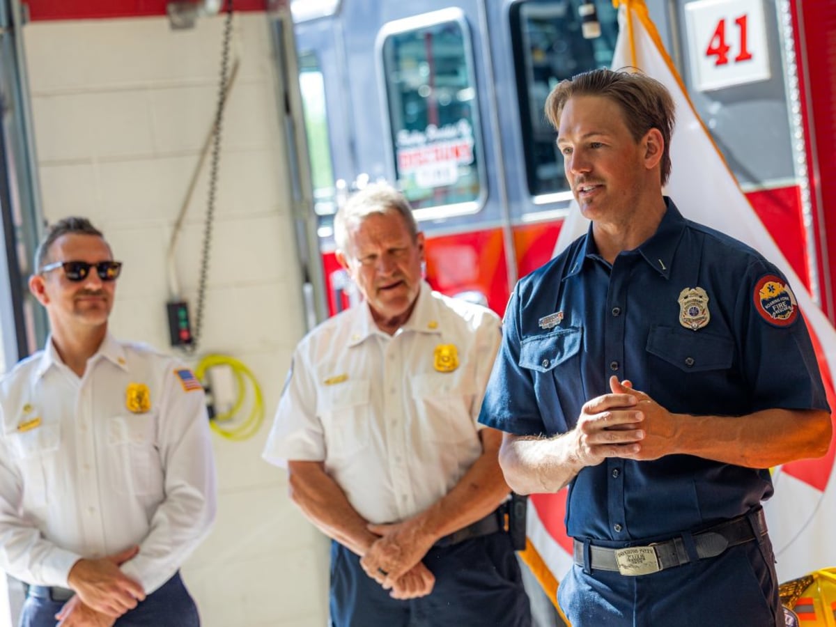 Colorado Fire Rescue Graduates 4 After Intense Training - Image 5