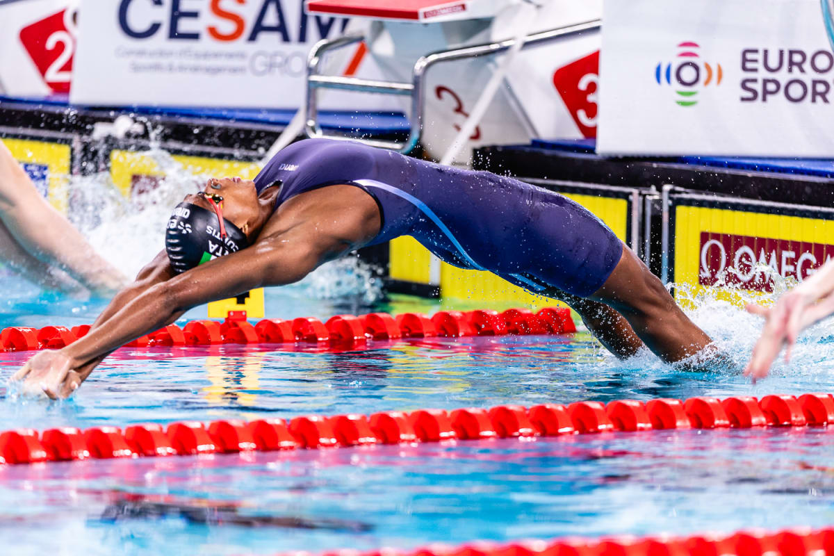 Italian Swimmer Sara Curtis Shatters 50m Backstroke Record - Image 2