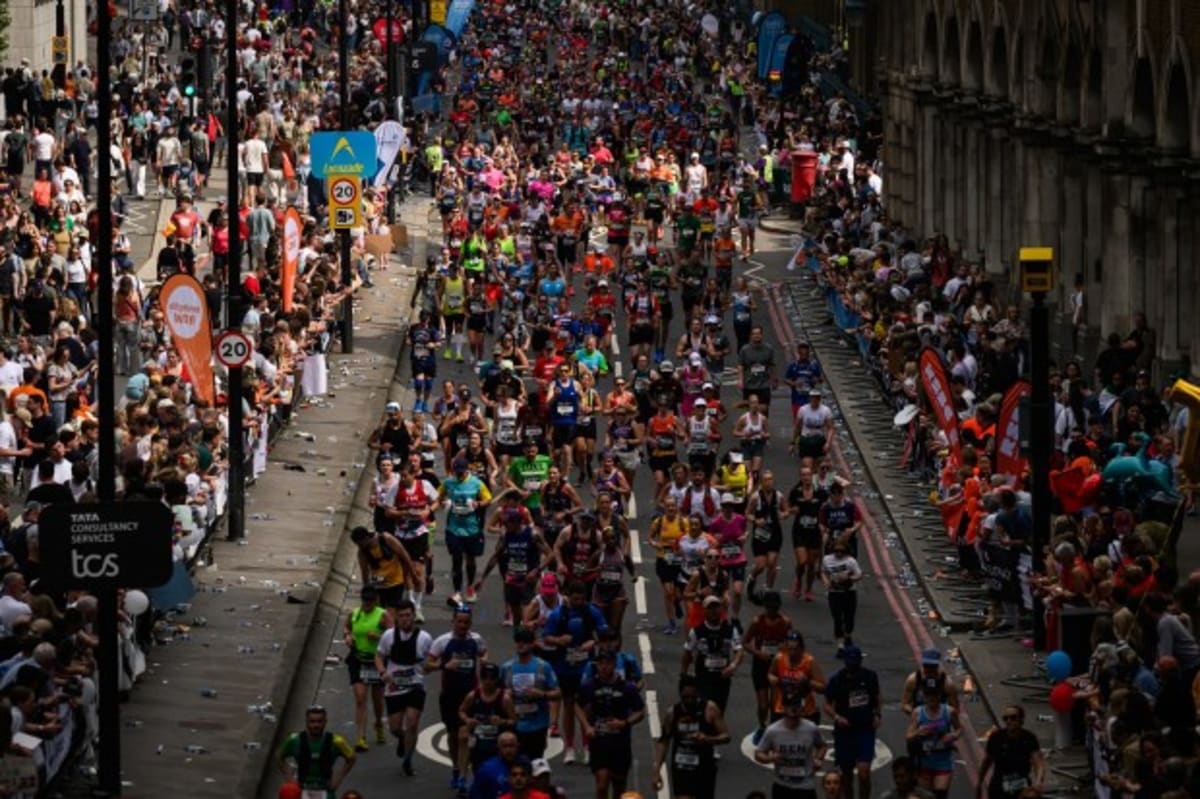 London Marathon Plans Two-Day Event for 100,000 Runners - Image 2