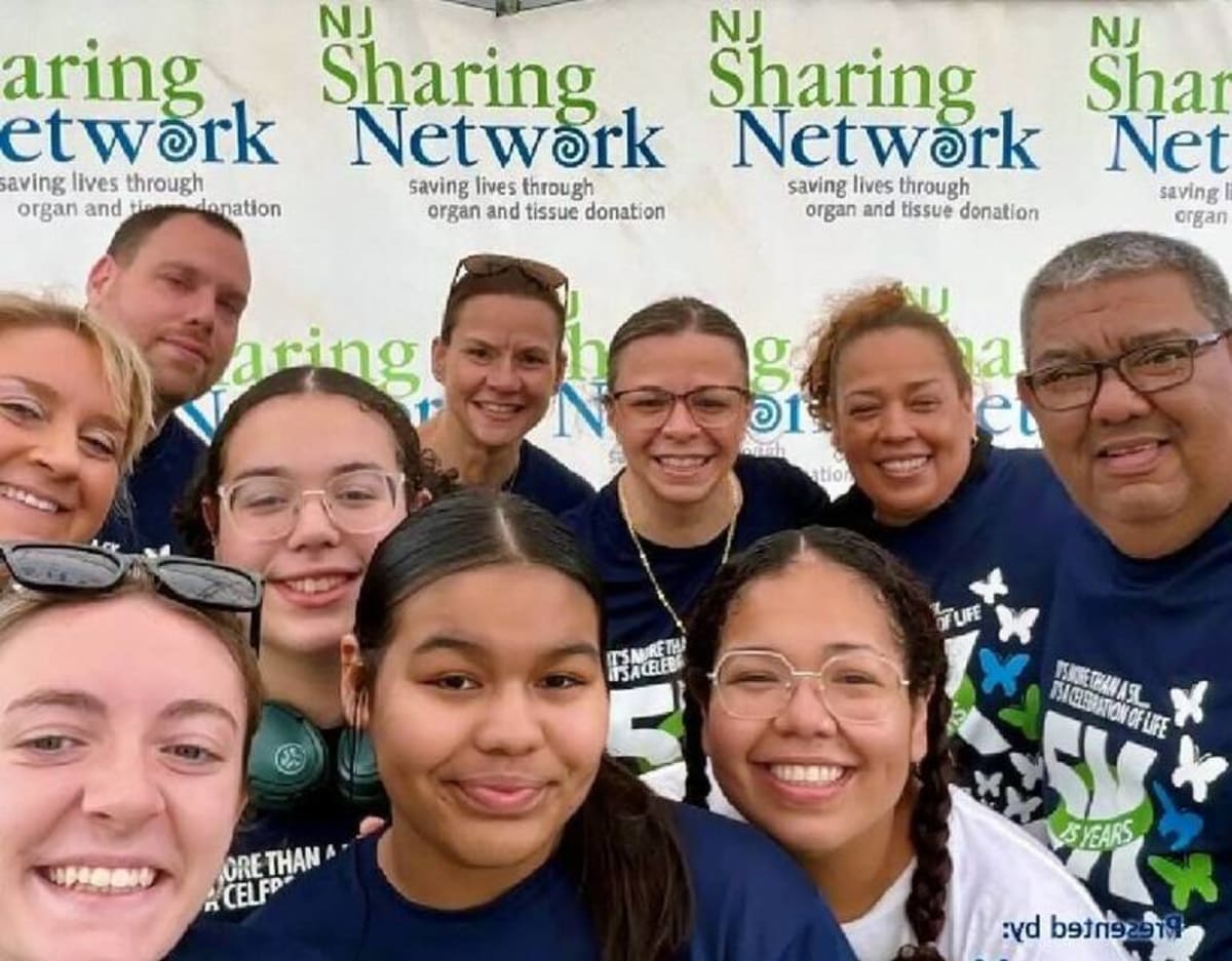 NJ Nurse Donates Kidney to Dad, Now Champions Organ Donation - Image 2