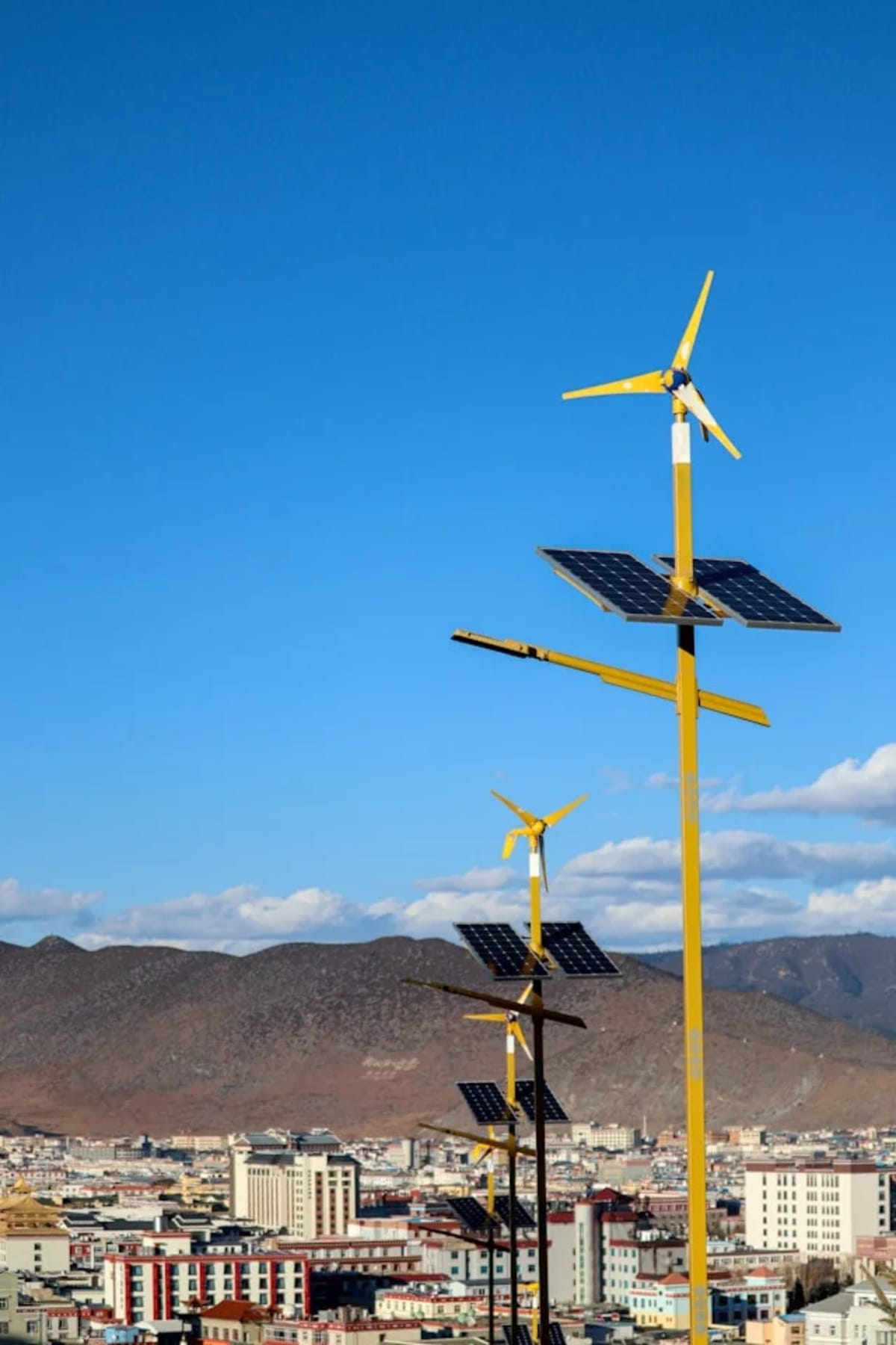 China Adds More Solar Power Than Rest of World in 2025 - Image 3