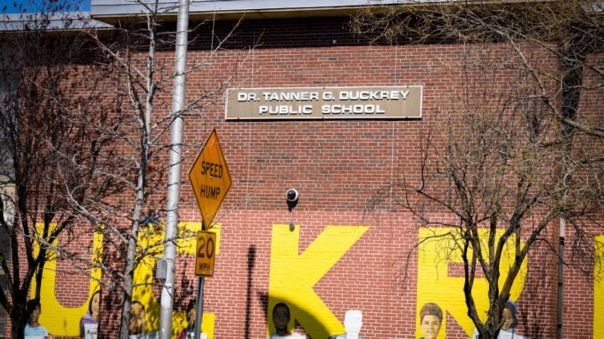 Temple Embeds Students in 2 Philly Schools Year-Round - Image 2