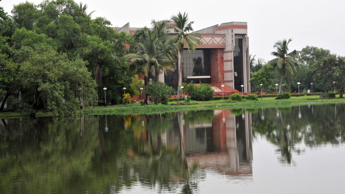 IIM-Calcutta Lets MBA Students Defer Jobs to Build Startups