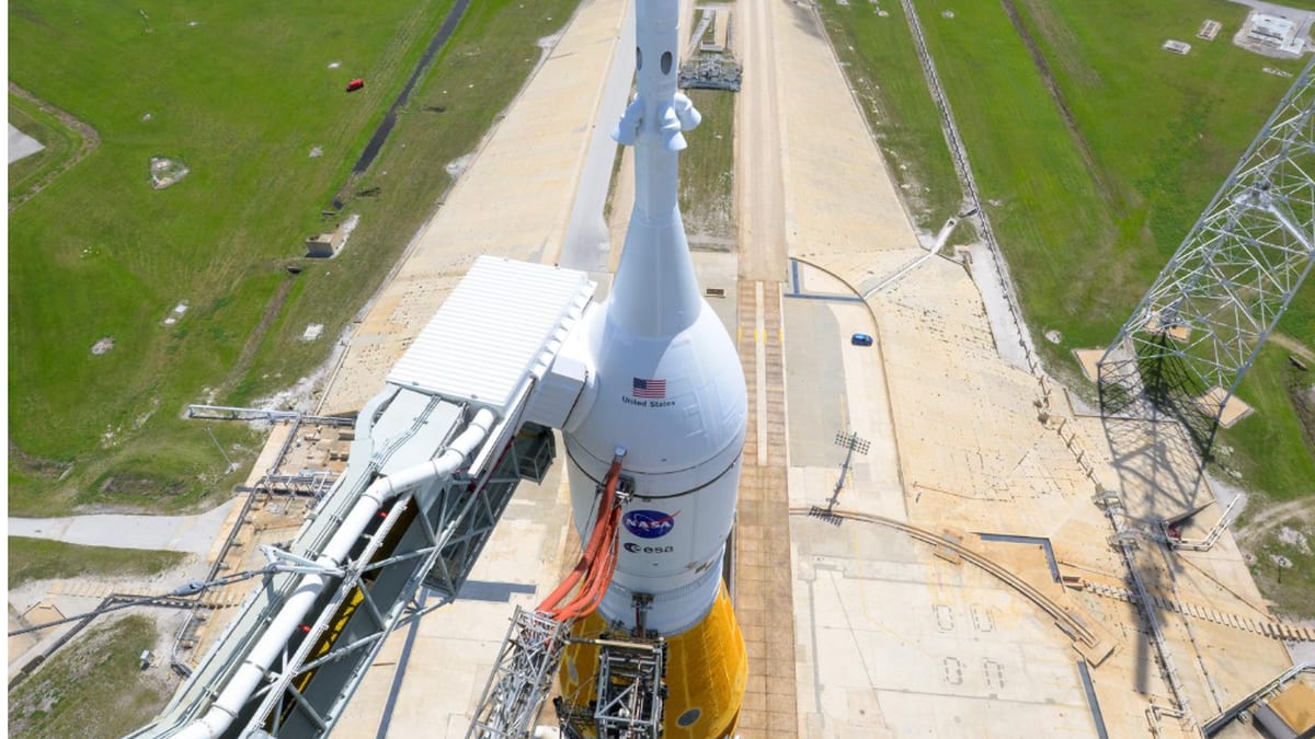 NASA Sends 4 Astronauts to Moon for First Time in 50 Years