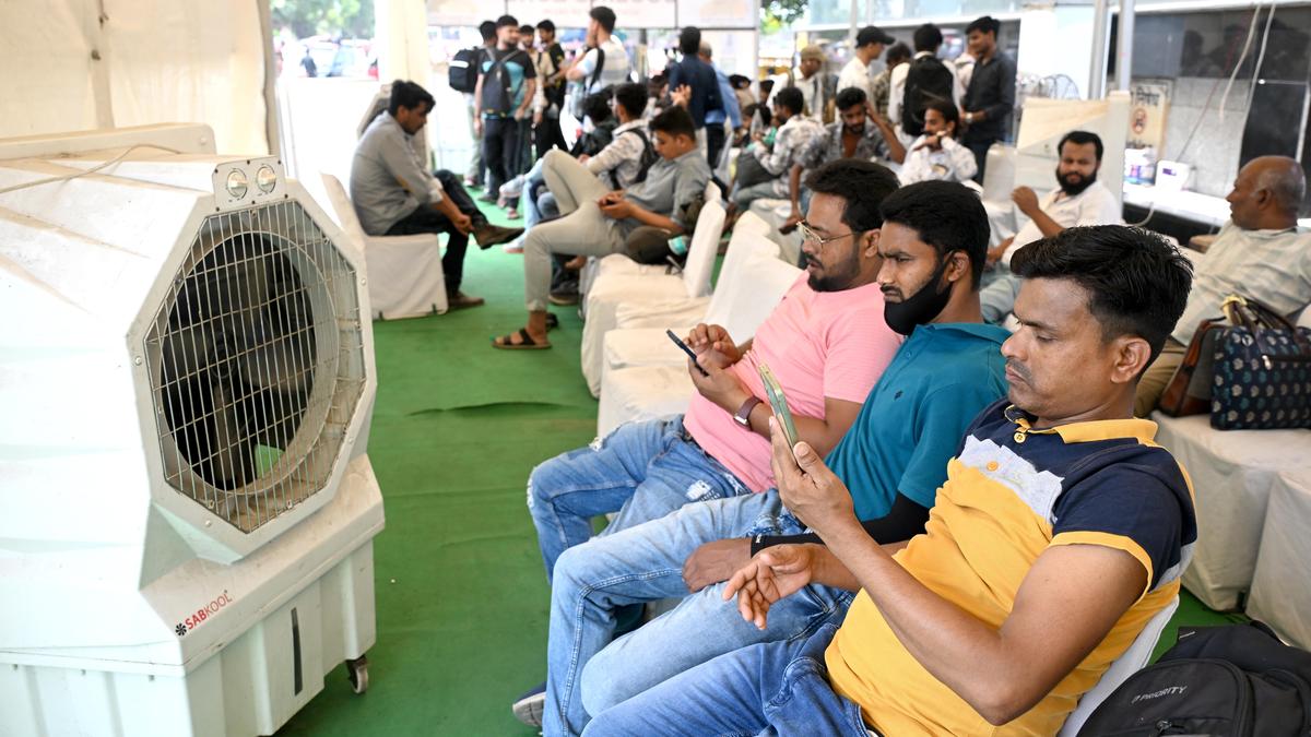 Delhi's Cooling Zones Serve 800 Daily During Heat Waves