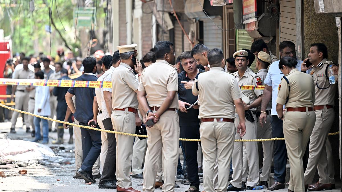 Delhi Police Save Lives in Hotel Fire Without Gear