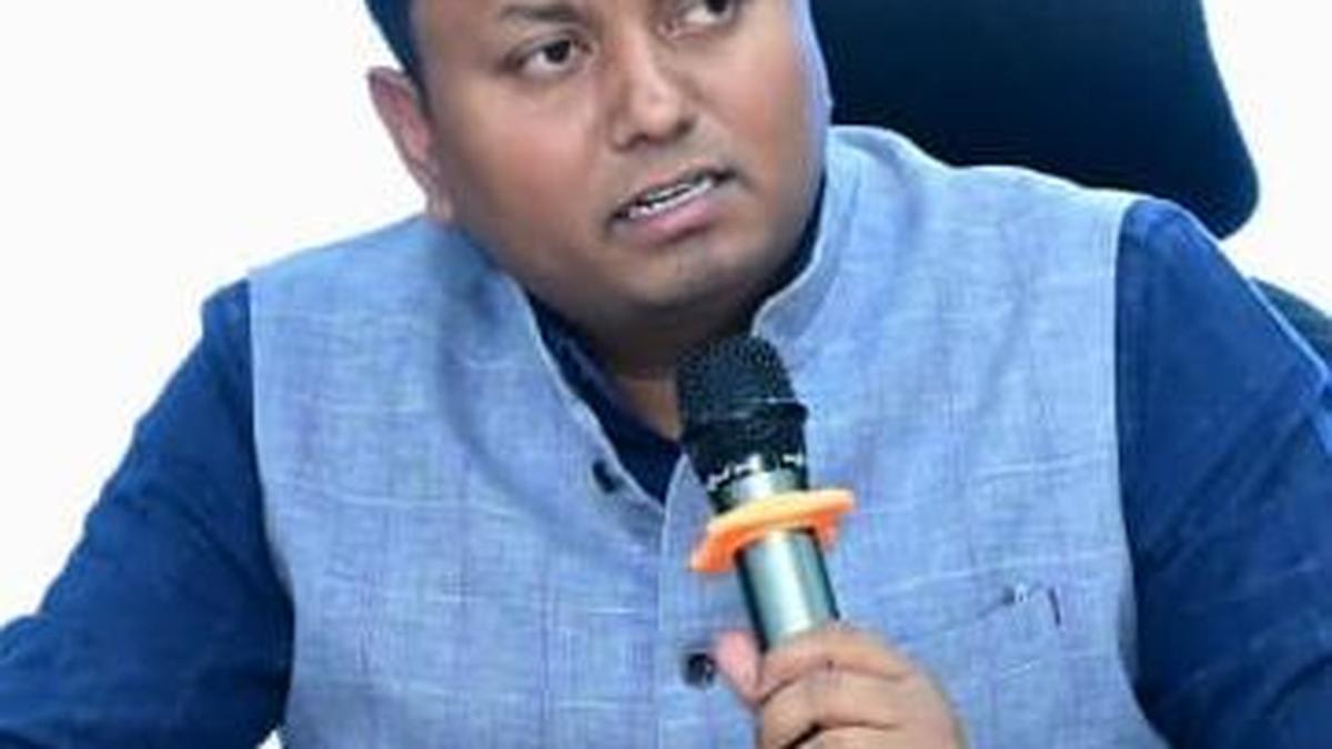 Indian students and officials planting saplings during zero-waste school initiative launch ceremony