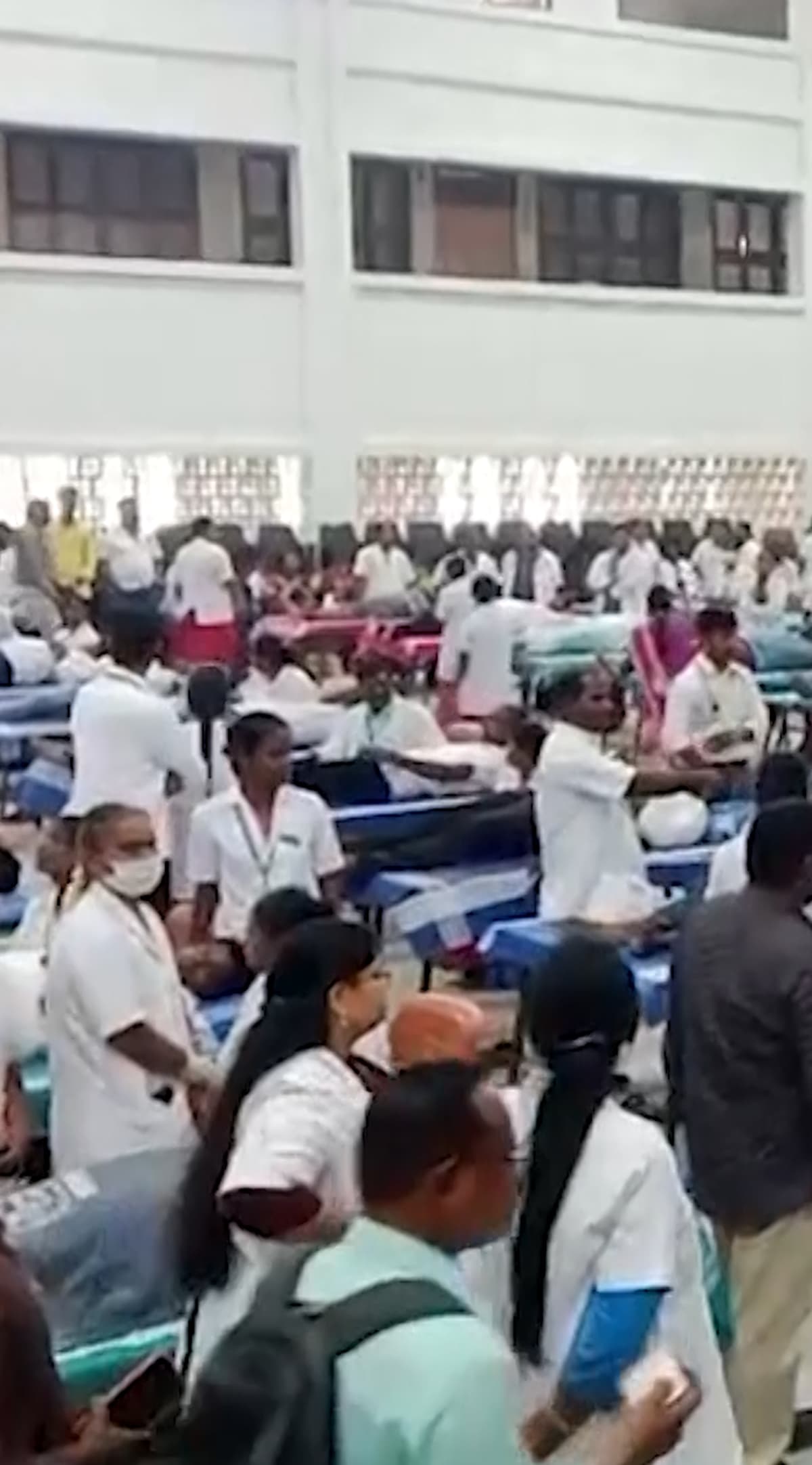 1,500+ People Donate Blood for Tamil Nadu Leader's Birthday