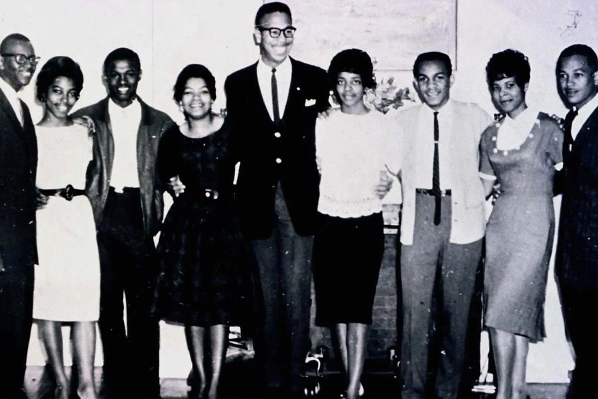 Nine Black college students from Tougaloo College who staged 1961 library sit-in protest