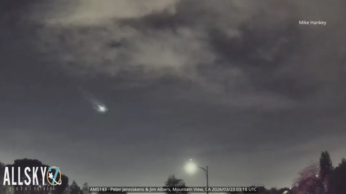 Green Fireballs Light Up West Coast Skies This Week - Image 5