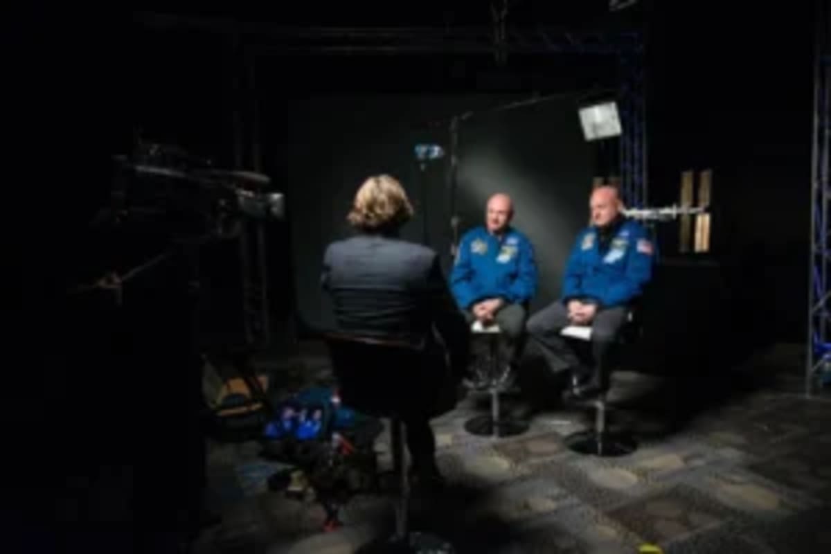 James Webb Solves Mystery of "Little Red Dots" in Space - Image 2