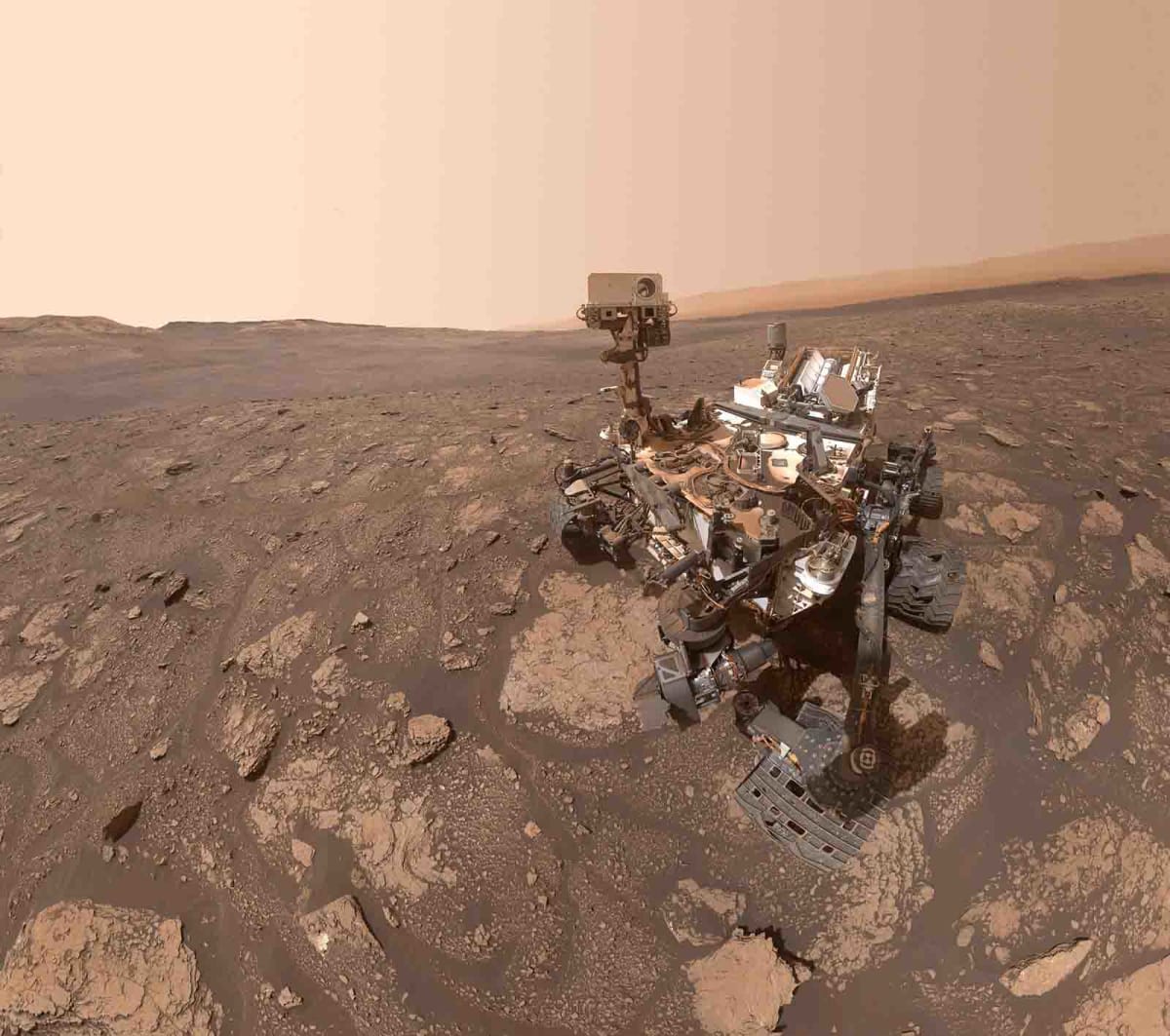 Mars Rover Finds 3.5 Billion-Year-Old Organic Molecules
