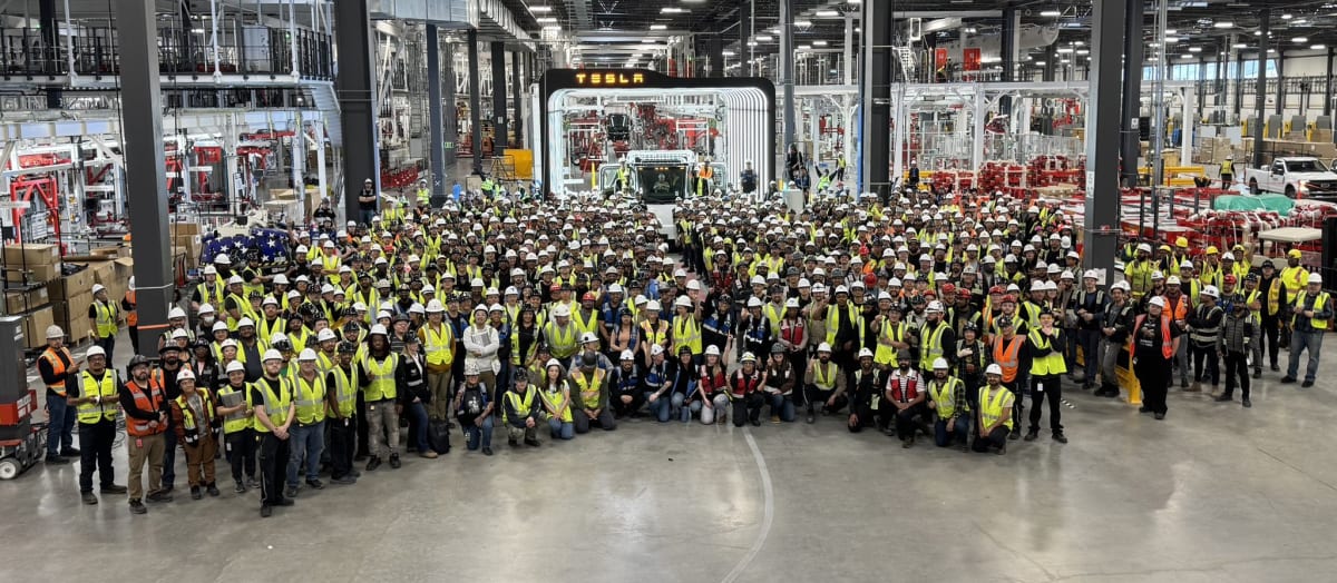 Tesla Semi Hits Mass Production After a Decade - Image 2
