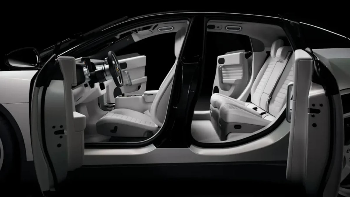 Ferrari's First EV Sells for $56M, All Funds to Charity - Image 5