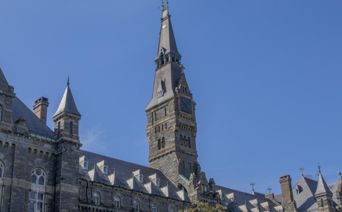 Georgetown Grad Students Win Physics Research Scholarship