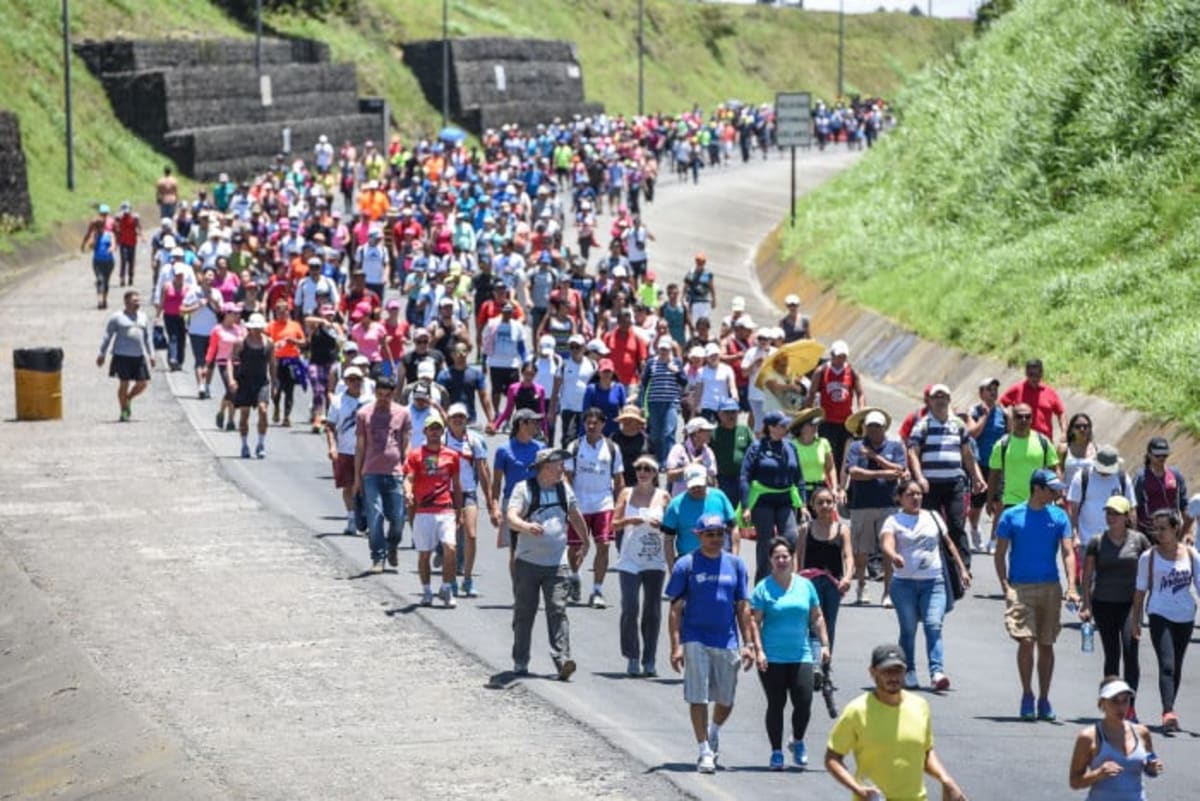 Costa Rica's 400-Year Pilgrimage Unites 2 Million People - Image 4