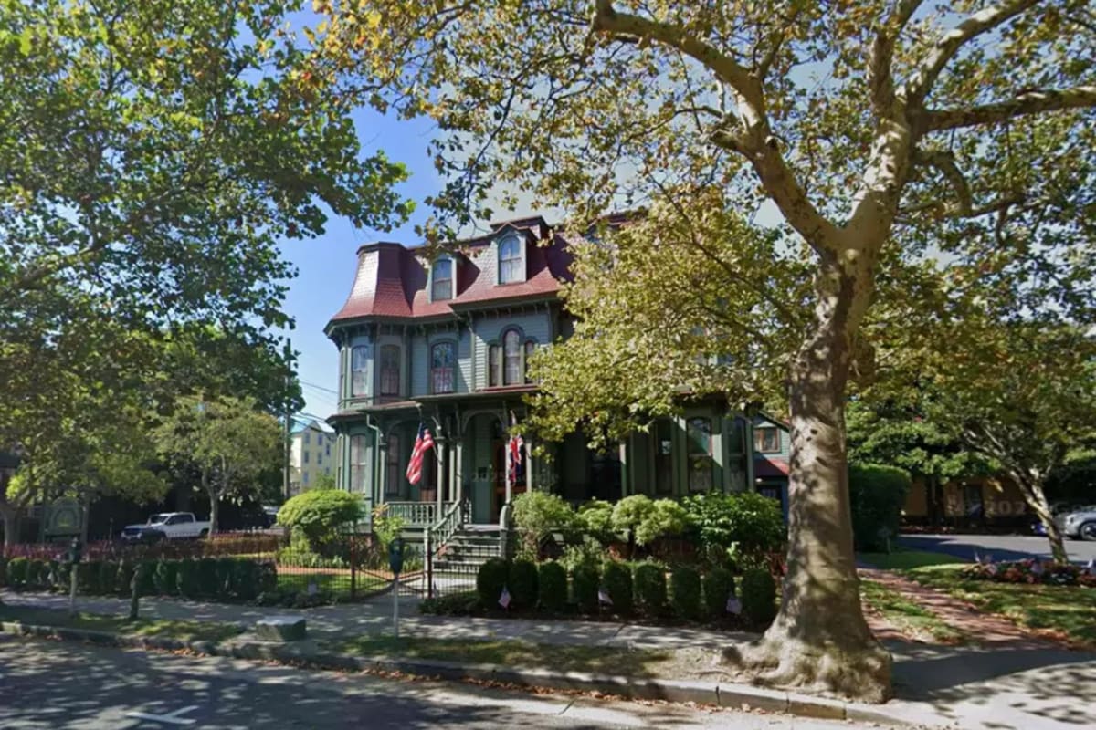 NJ Firefighters Save Deer From Icy Canal - Image 4