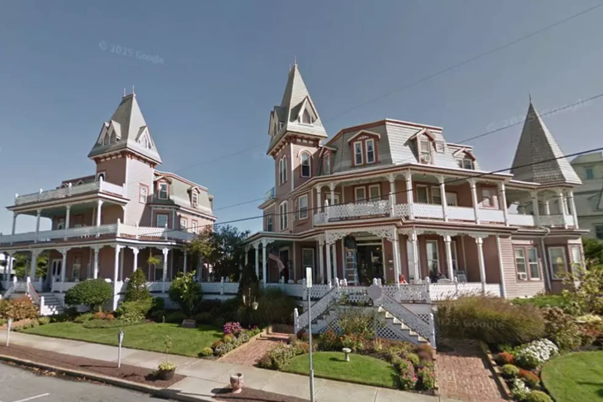 NJ Firefighters Save Deer From Icy Canal - Image 5