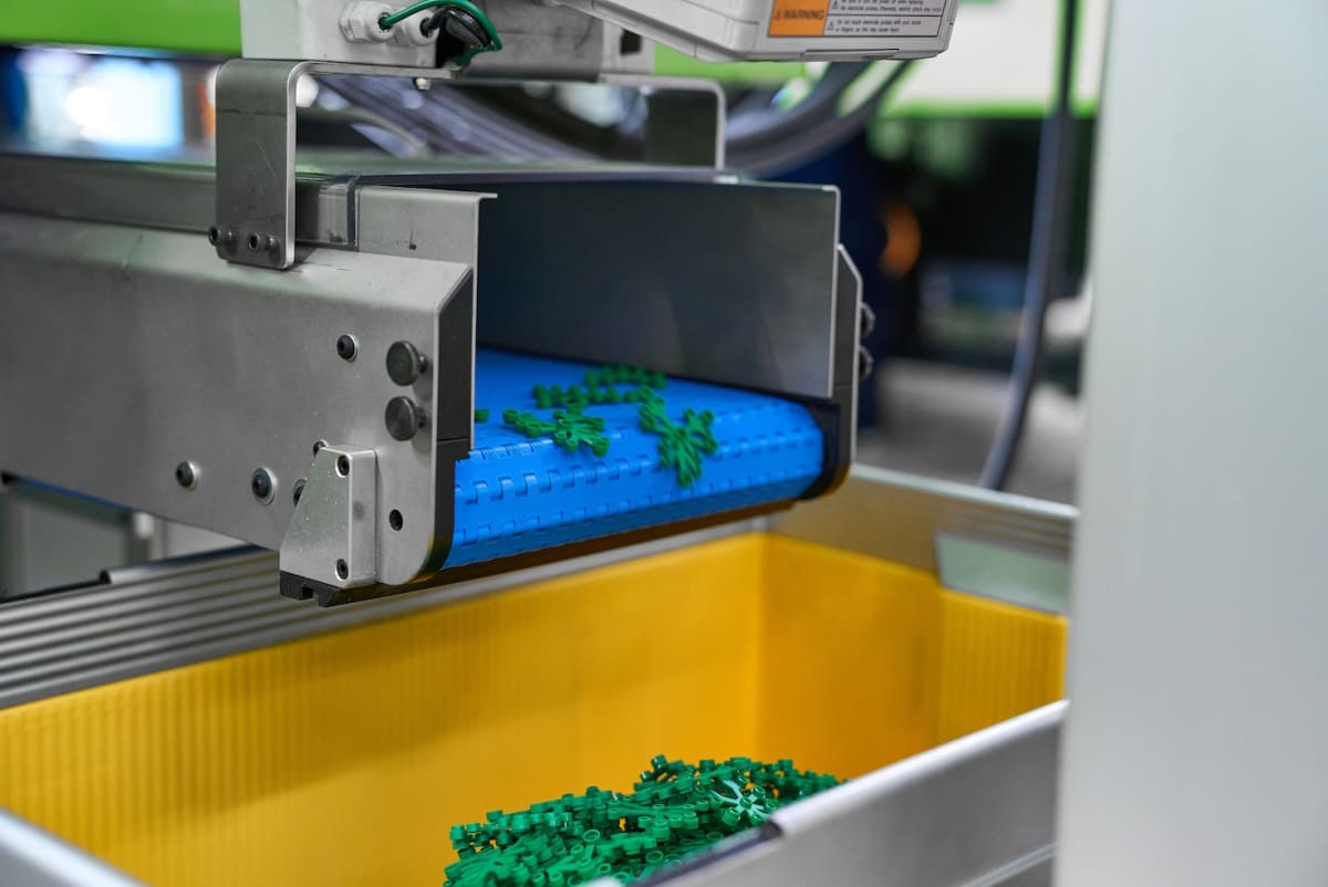 Lego Hits 52% Recycled and Renewable Plastic in 2025