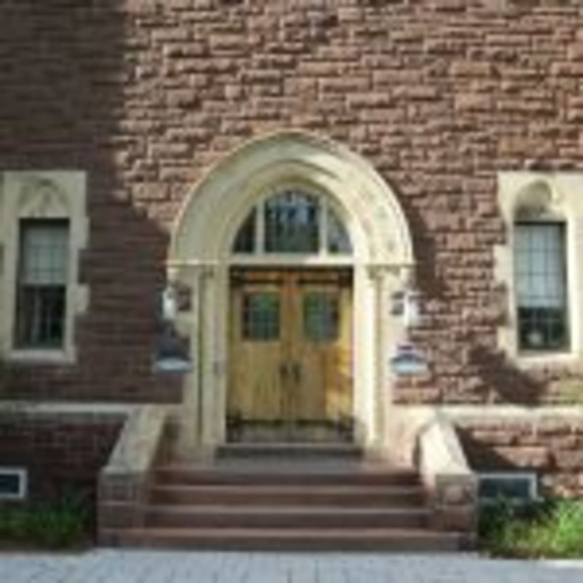 Vietnamese Student Goes from Science Doubt to Brain Research - Image 2