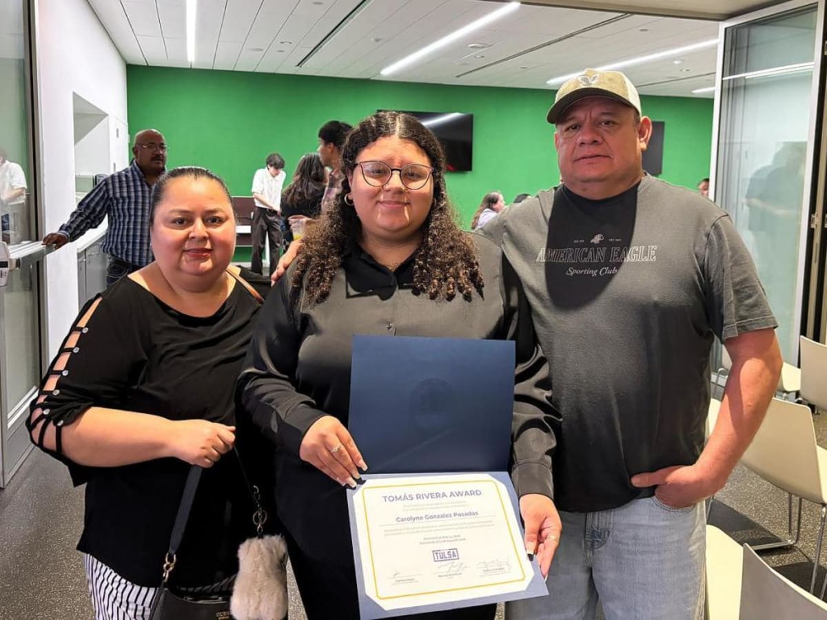 Tulsa Honors 28 Hispanic Students and Community Heroes - Image 3