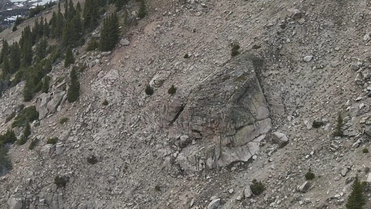 Colorado Hiker Rescue Shows Why Bright Colors Save Lives - Image 2