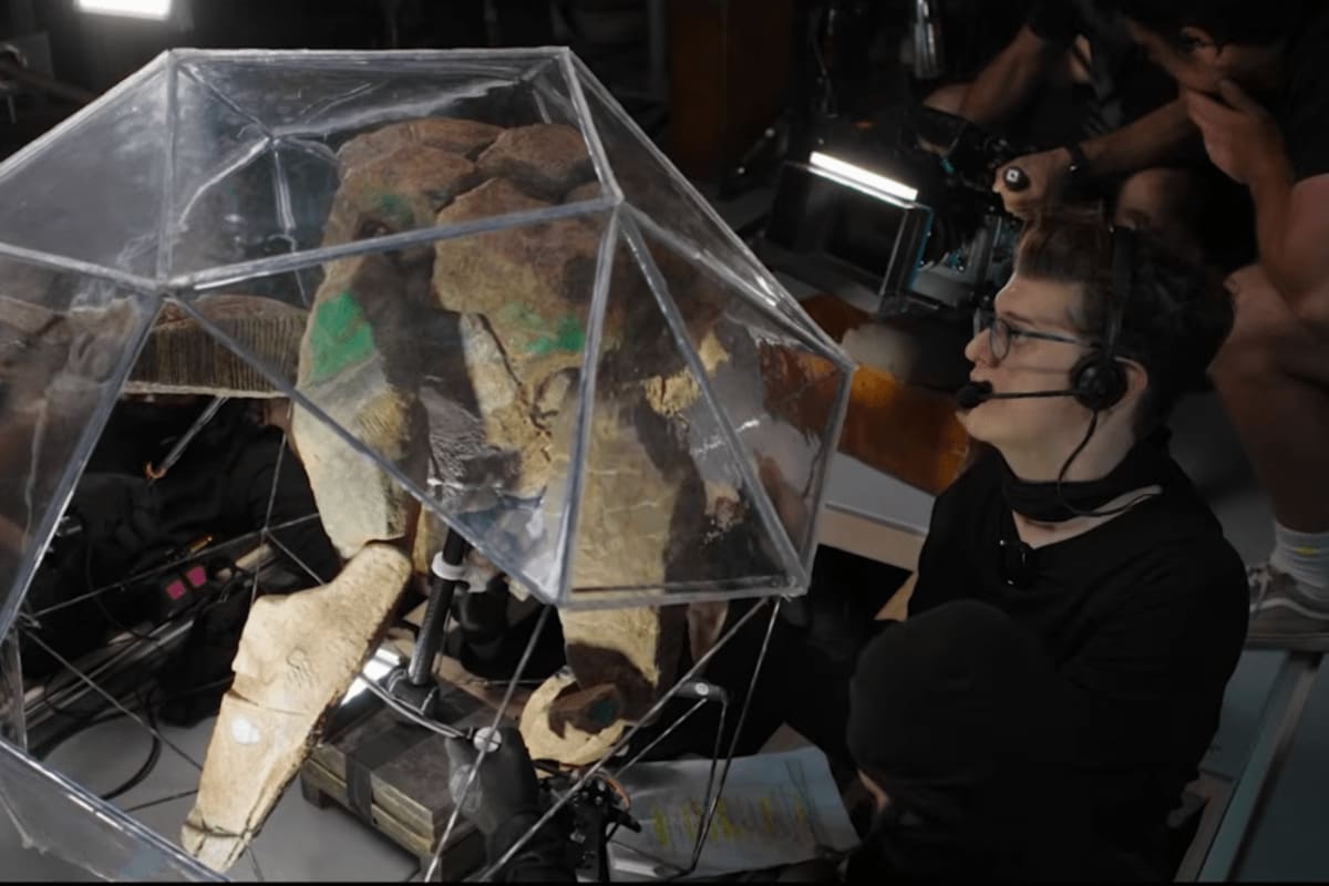 Ryan Gosling Acted With Real Puppet, Not Green Screen - Image 2