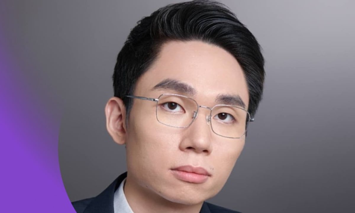 28-Year-Old Physicist Leads Own Lab After Superconductor Find