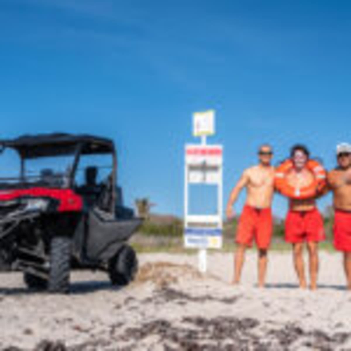 Life Rings Save Drowning Man at Florida Beach - Image 5