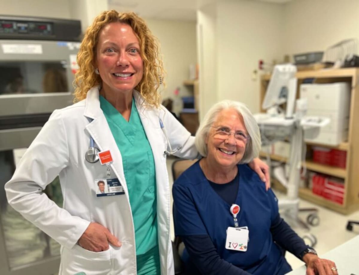 Mother-Daughter Nurses Save Lives Together in Florida - Image 2