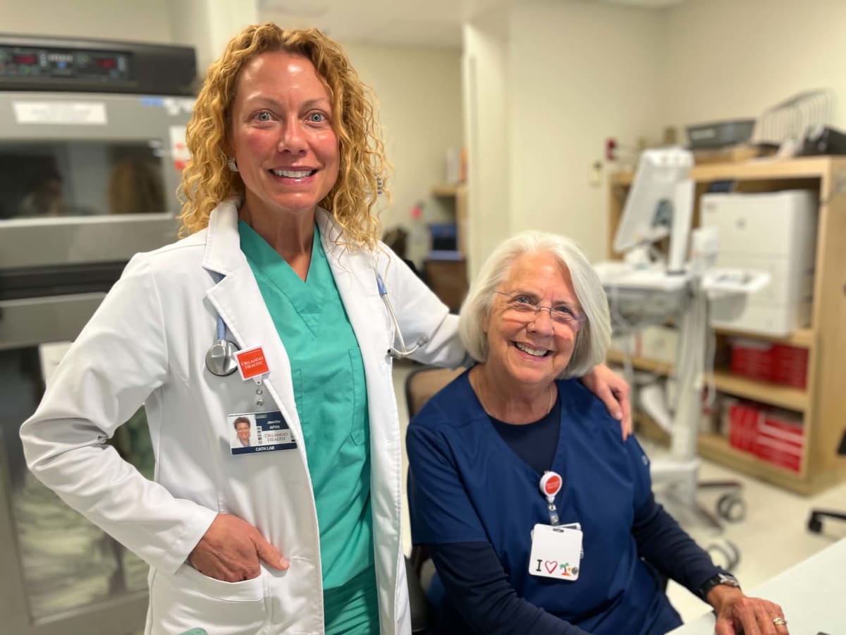 Emergency room nurse Nancy McMullen and cardiac nurse practitioner Jennifer Konowitz standing together in hospital