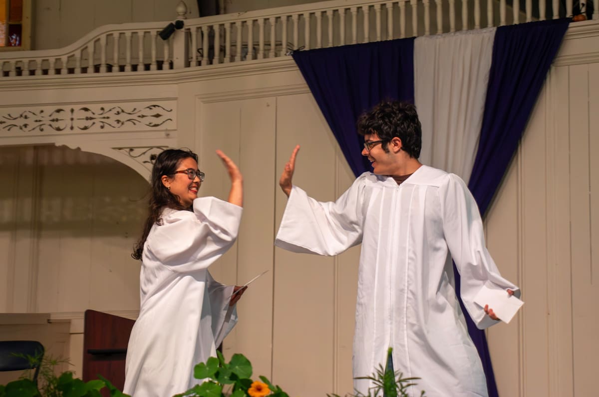 Martha's Vineyard Gives $1.2M to 122 Graduating Seniors