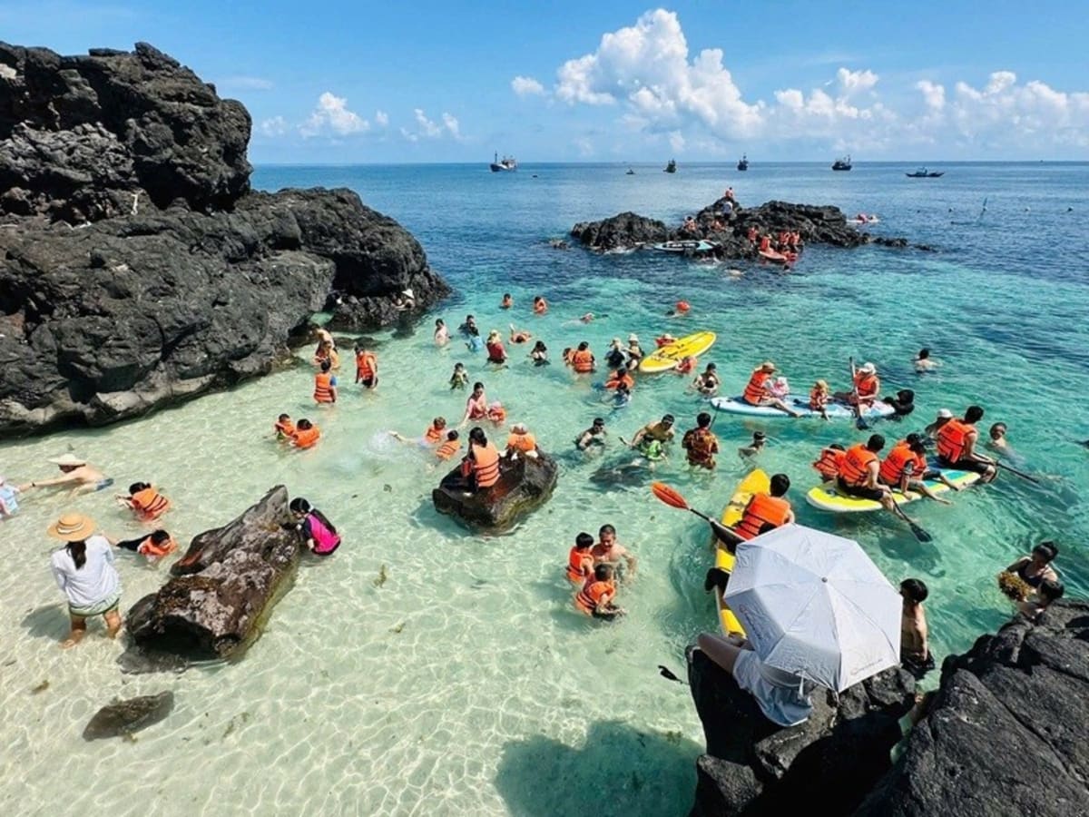 Vietnam Shifts Tourism to Sustainability and Quality