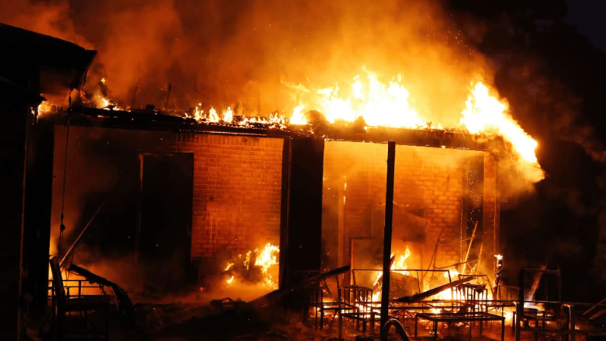Firefighters Save Unconscious Woman From Navarre Fire