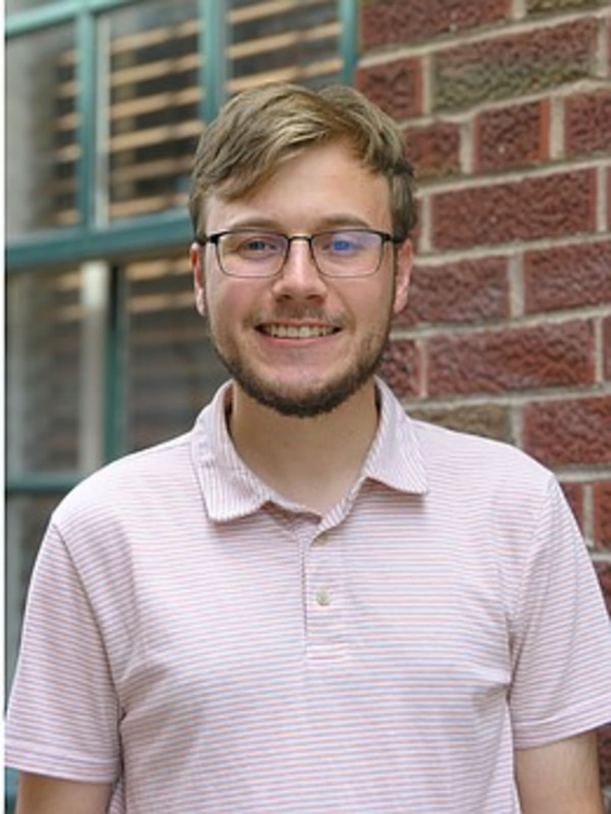 Holocaust Survivor Shares Story with California Students - Image 4