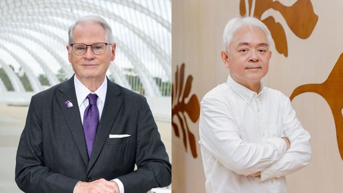 University presidents Dr. Devin Stephenson and Dr. Kuen-Suan Chen shake hands after signing partnership agreement
