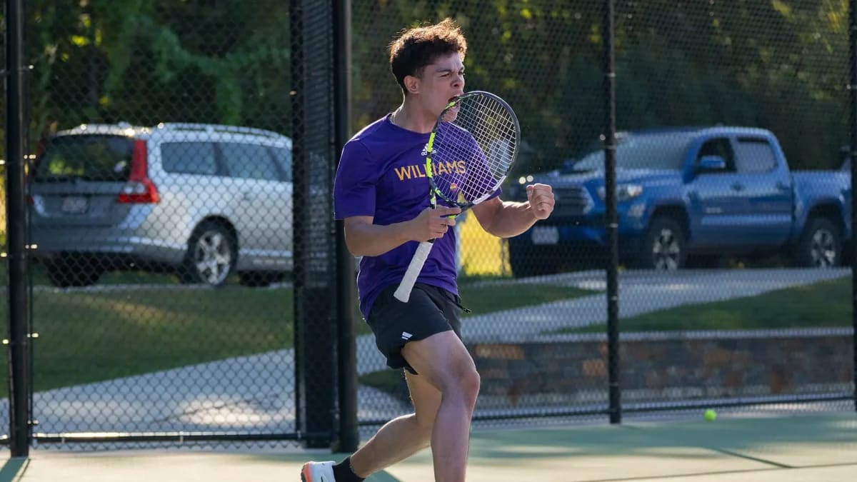 Williams Women's Crew Defeats #1 Trinity for Championship - Image 4