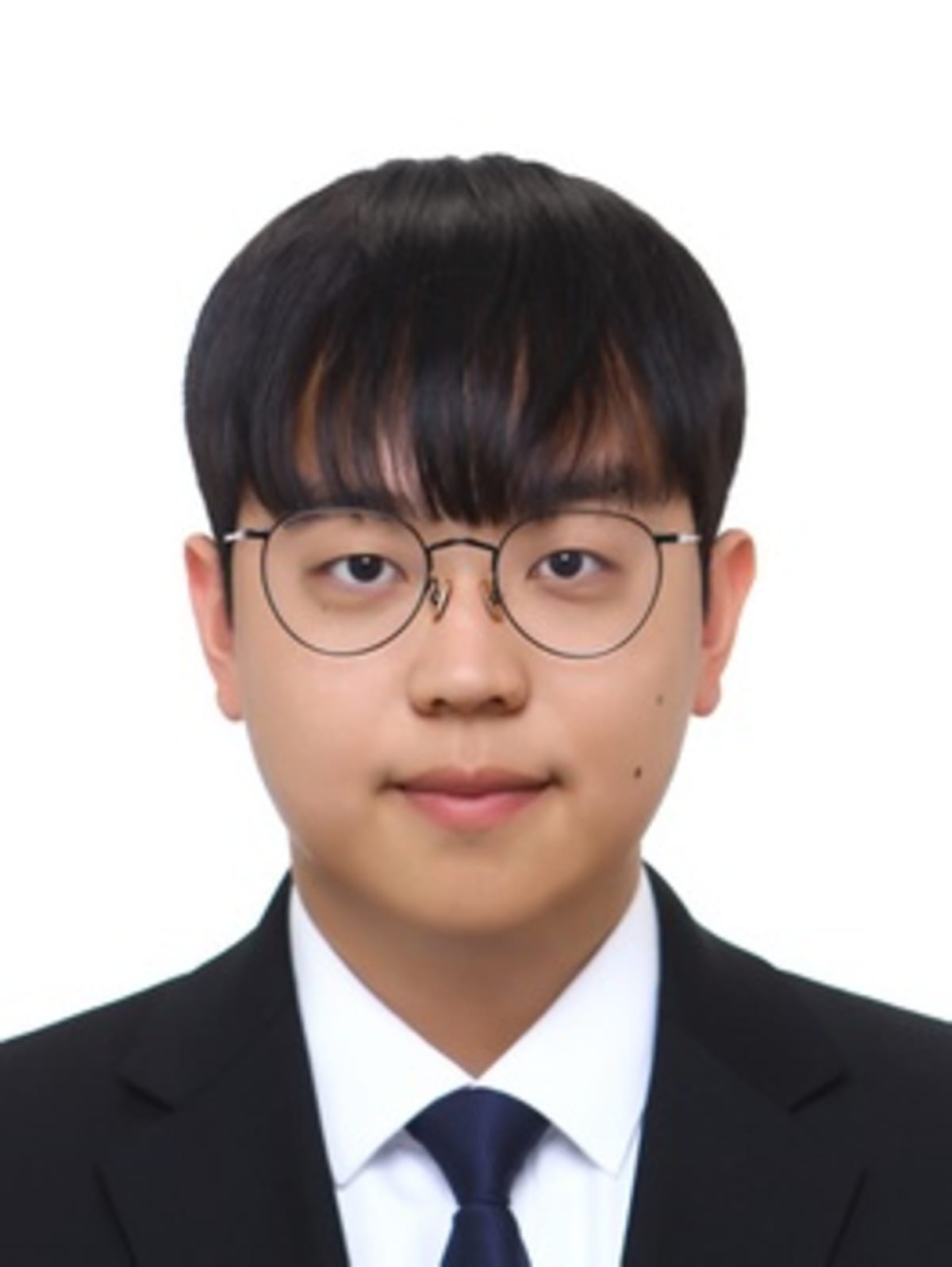 Seoul National University Blocks Deepfakes in Grad Photos - Image 2