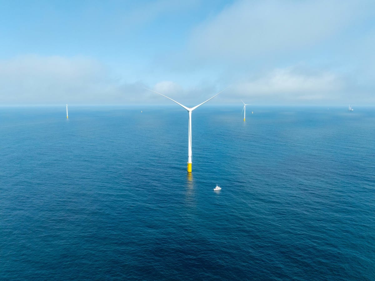 America's First Major Offshore Wind Farm Goes Live - Image 2
