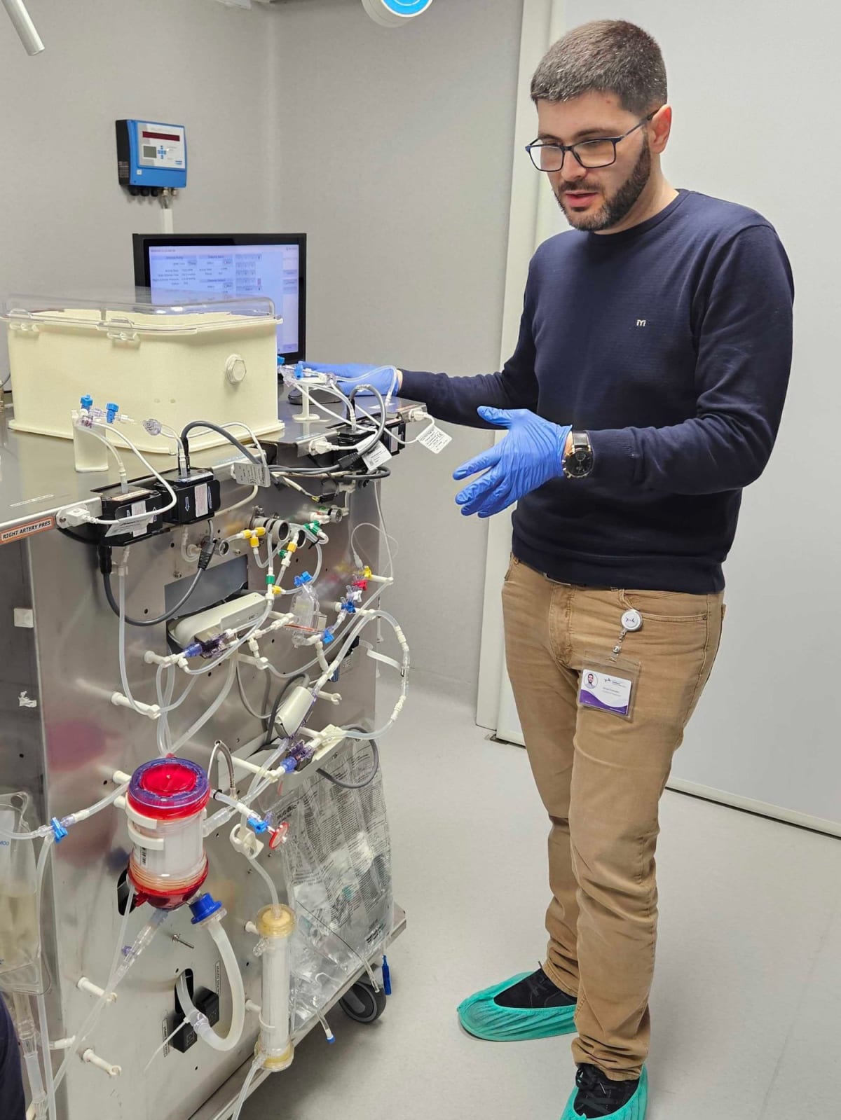 Scientists Keep Human Uterus Alive Outside Body for 24 Hours - Image 2